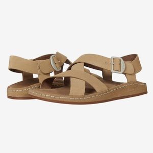 Chaco wayfarer sandals in suede buff color size 9